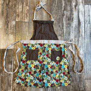 Thirty-One Child Size Apron - Windsor Bouquet Print - Brown With Floral Design